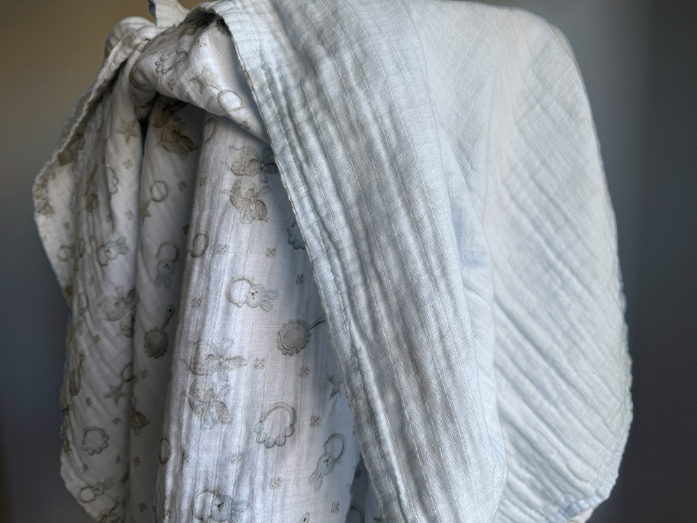 Cotton Musin Baby Blanket 1.jpg